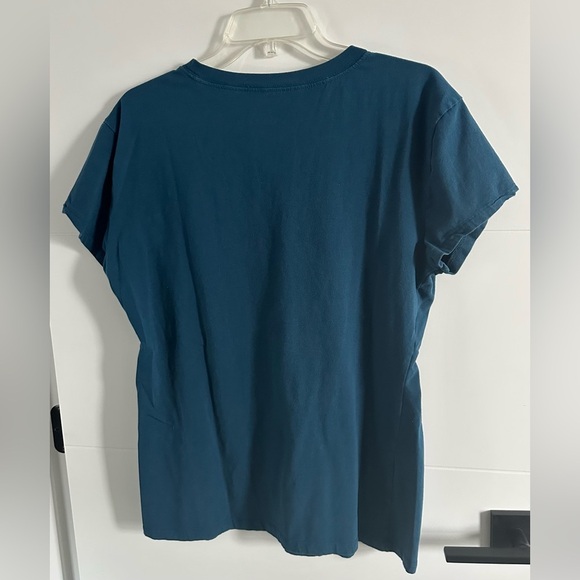 💝 Women’s Sexy Basics Short Sleeve Shirt 💝 - Picture 2 of 5